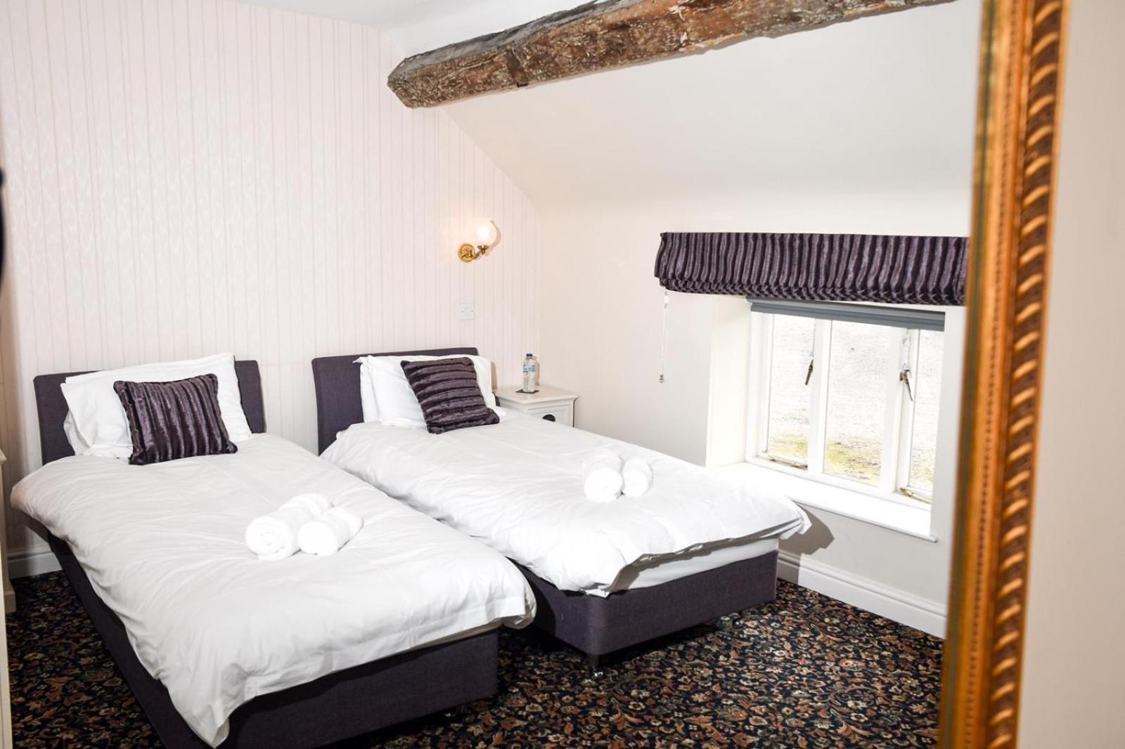 Whiston Hall 部屋 写真