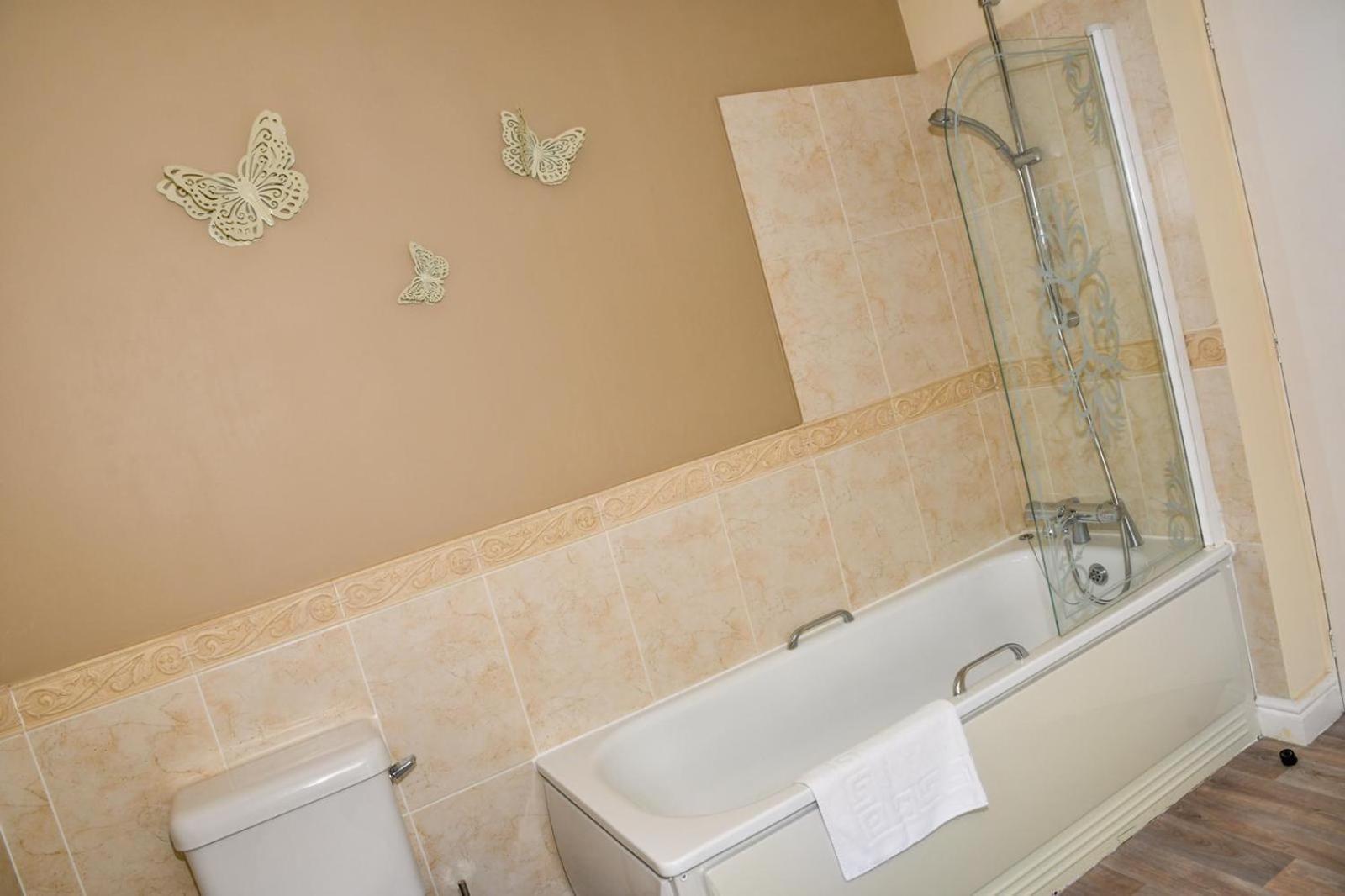 Whiston Hall 部屋 写真