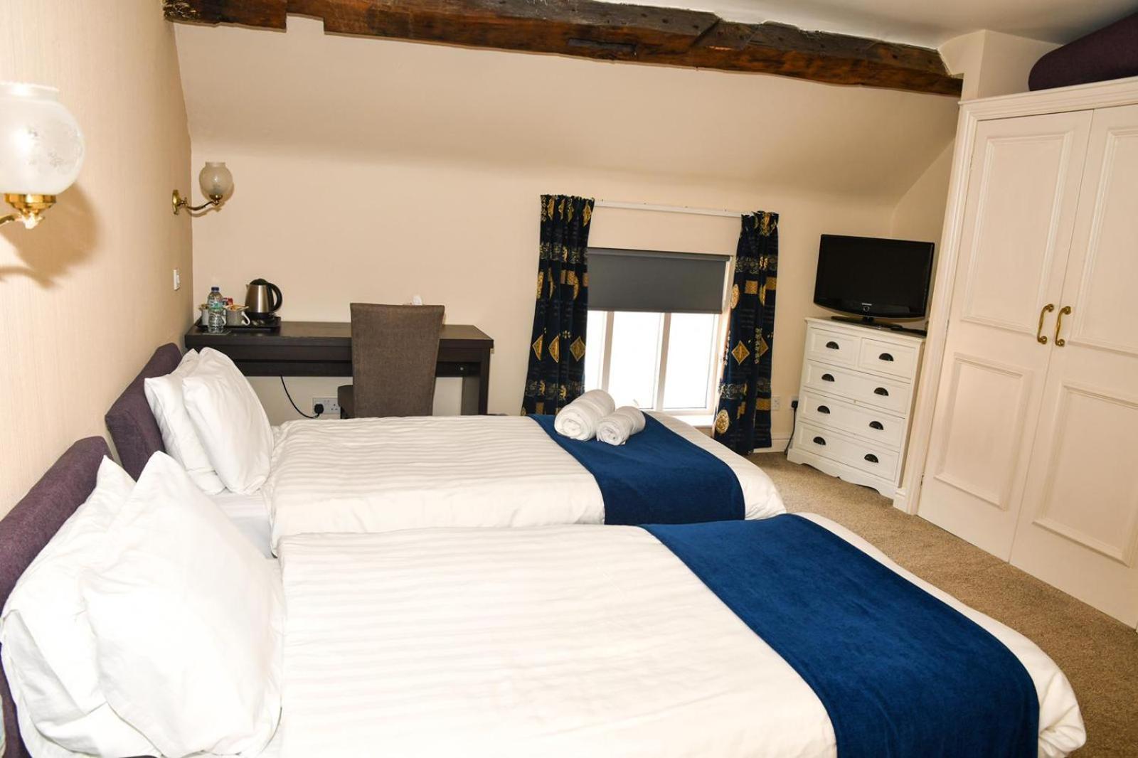 Whiston Hall 部屋 写真